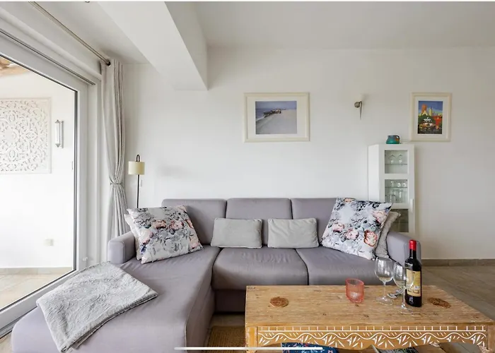 Luxury 2 Bedroom On Quinta Da Saudade Pêra