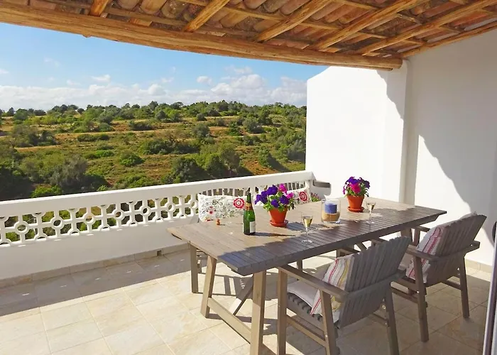 Luxury 2 Bedroom On Quinta Da Saudade Pêra