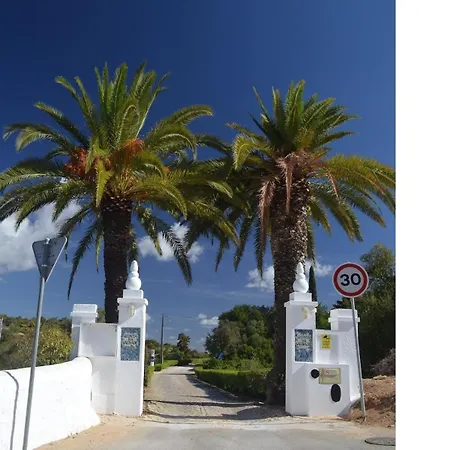 Luxury 2 Bedroom On Quinta Da Saudade *