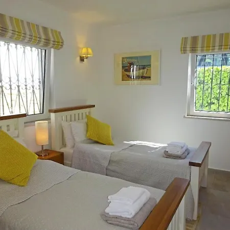 Luxury 2 Bedroom On Quinta Da Saudade *