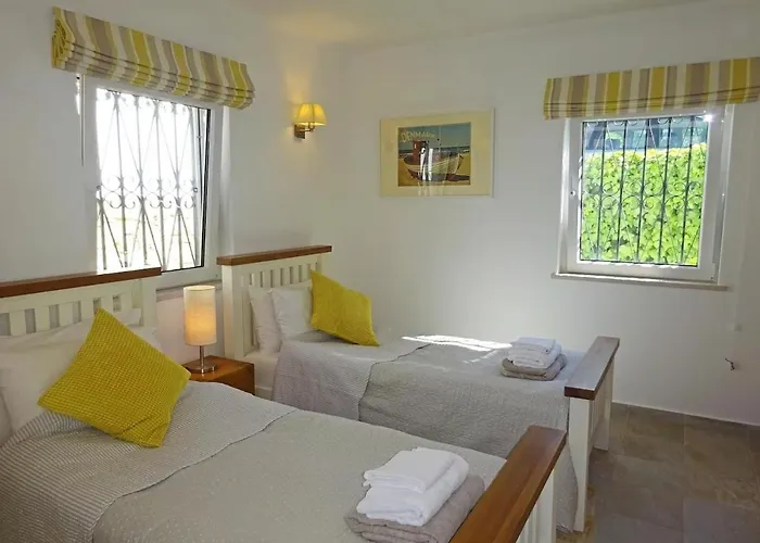 Luxury 2 Bedroom On Quinta Da Saudade *