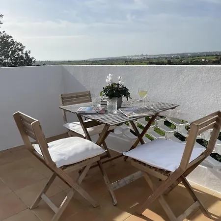 Luxury 2 Bedroom On Quinta Da Saudade Villa *